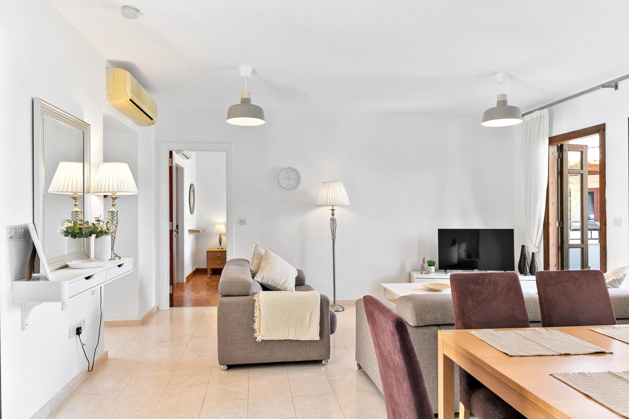 2 Bedroom Apartment Chloe With Communal Pool, Aphrodite Hills Resort Kouklia Exterior foto